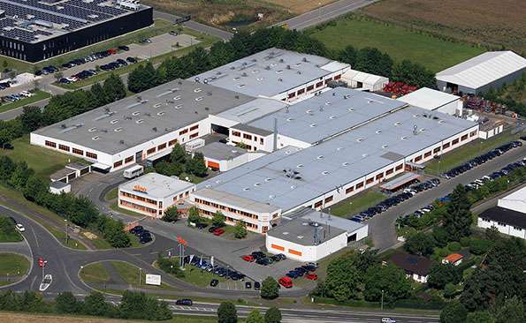 Standorte_Elso_Hofheim - AL-Modelldesign Modulares LEGO® Architekturmodell eines Bestandsgebäudes, Nachbau umgesetzt nach originaler Luftaufnahme