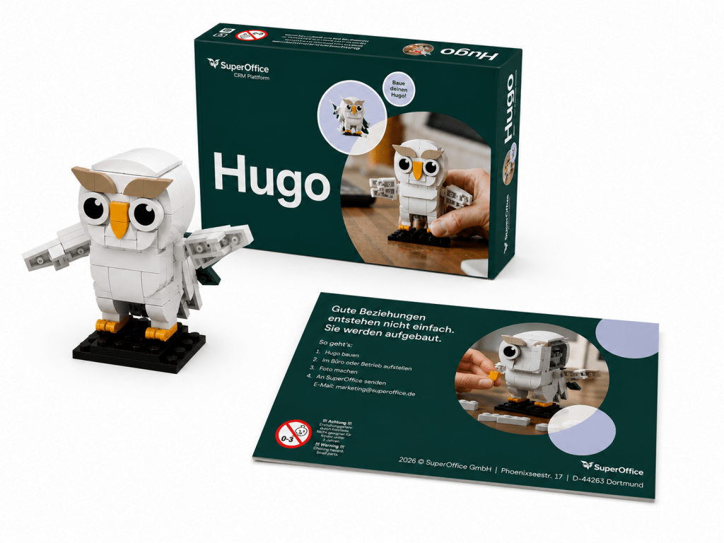 HUGO Brickhead als individuelles Kundengeschenk aus Klemmbausteinen für SuperOffice mit Verpackung und Bauanleitung - AL-Modelldesign -